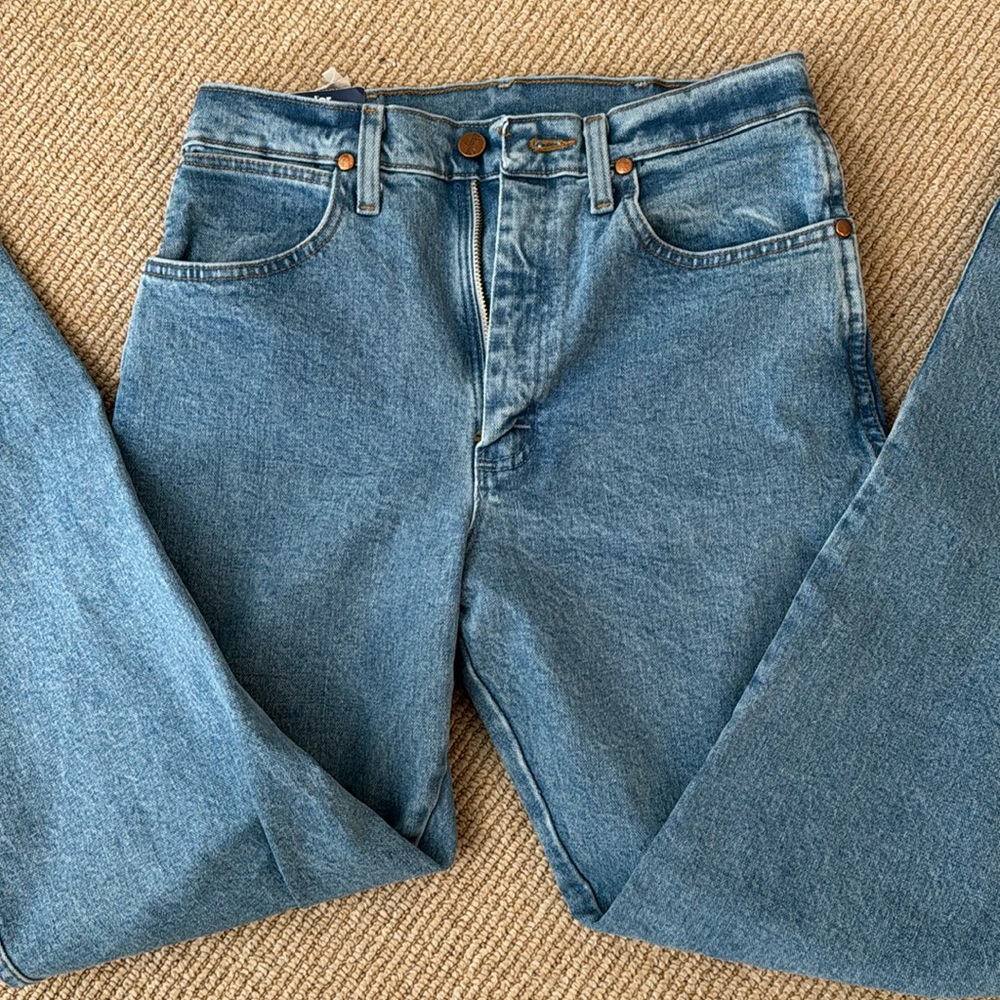 Wrangler Womens Cowboy Cut High Rise Slim Fit Tapered Leg Jeans 3/32 NWT